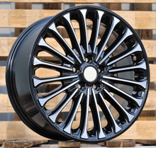 Indlæs billede til gallerivisning R18x8 5X108 ET 55 63.4 Y0056 Black Polished (MB) For FORD (R)