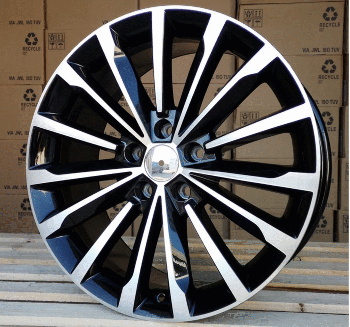 R18x8 5X112 ET 44 57.1 F1526 (YF0458) Black Polished (MB) For SKODA (Z6) (HYBRID FORGED)