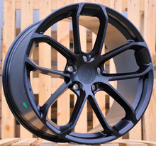 Indlæs billede til gallerivisning R22x10 5X130 ET 48 71.6 H5084 (3S5985) Black Half Matt (BLHM) For PORCH (P+K4) (HYBRID FORGED (Rear+Front)