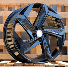 Indlæs billede til gallerivisning R18x7.5 5X114.3 ET 51 67.1 D1926 Black (BL) For HYUND (Z2) (NEW MODEL)