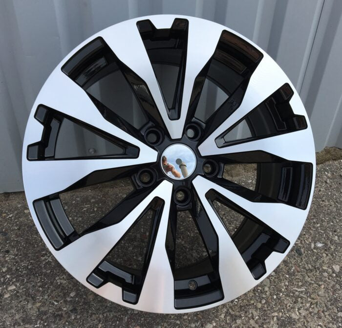 R18x7 5X114.3 ET 48 56.1 FE117 Black Polished (MB) For SUBAR (K7)