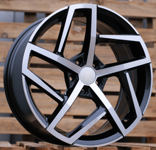 Indlæs billede til gallerivisning R19x8 5X112 ET 45 57.1 XE442 (BK5717) Black Polished (MB) For VW
