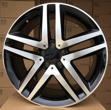 Indlæs billede til gallerivisning R19x8 5X112 ET 52 66.6 XFE69 Black Polished (MB) For MER (K4+Z6) (Max load 980kg)