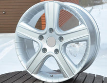 Indlæs billede til gallerivisning R17x7.5 5X130 ET 50 71.6 BY295 Silver (SI) For VW