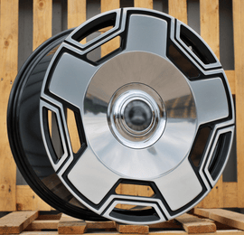 R23x10 5X130 ET 30 84.1 LTRGW105 (FB0988P) Black Polished (MB) For MER (K7) (FORGED G Class)