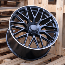 Indlæs billede til gallerivisning R18x8 5X112 ET 43 66.6 B1766 (YF1118) Black Half Matt+Polished Lip (BLHMPL) For MER (Z5) (HYBRID FORGED)