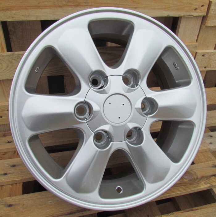 R15x6 6X139.7 ET 35 108.1 LU890 Hyper Silver (HS) For 4X4