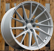 Indlæs billede til gallerivisning R21x10.5 5X112 ET 40 66.5 HX06F Polished Silver Half Matt (MSHM) For HAXER